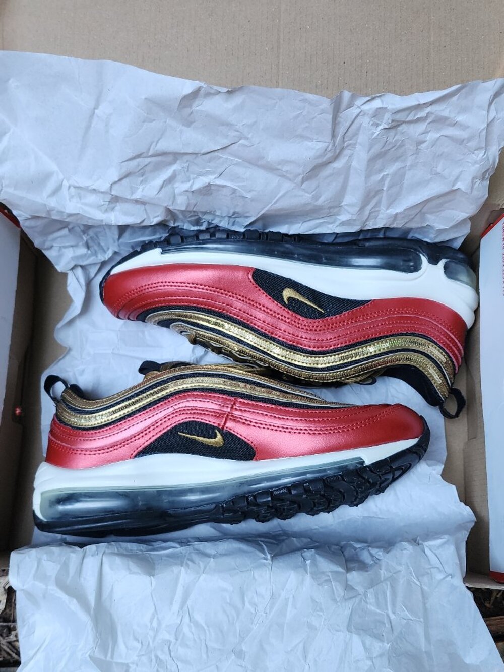 *NWB* Nike Air Max 97 Gold Sequin Women's 7.5, Youth 6, Men's 6 - Picture 12 of 16